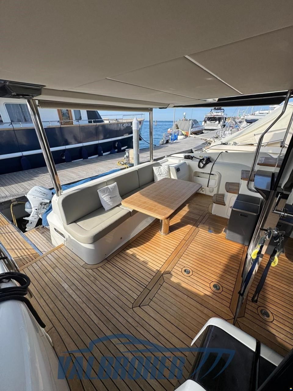 Absolute 52 NAVETTA