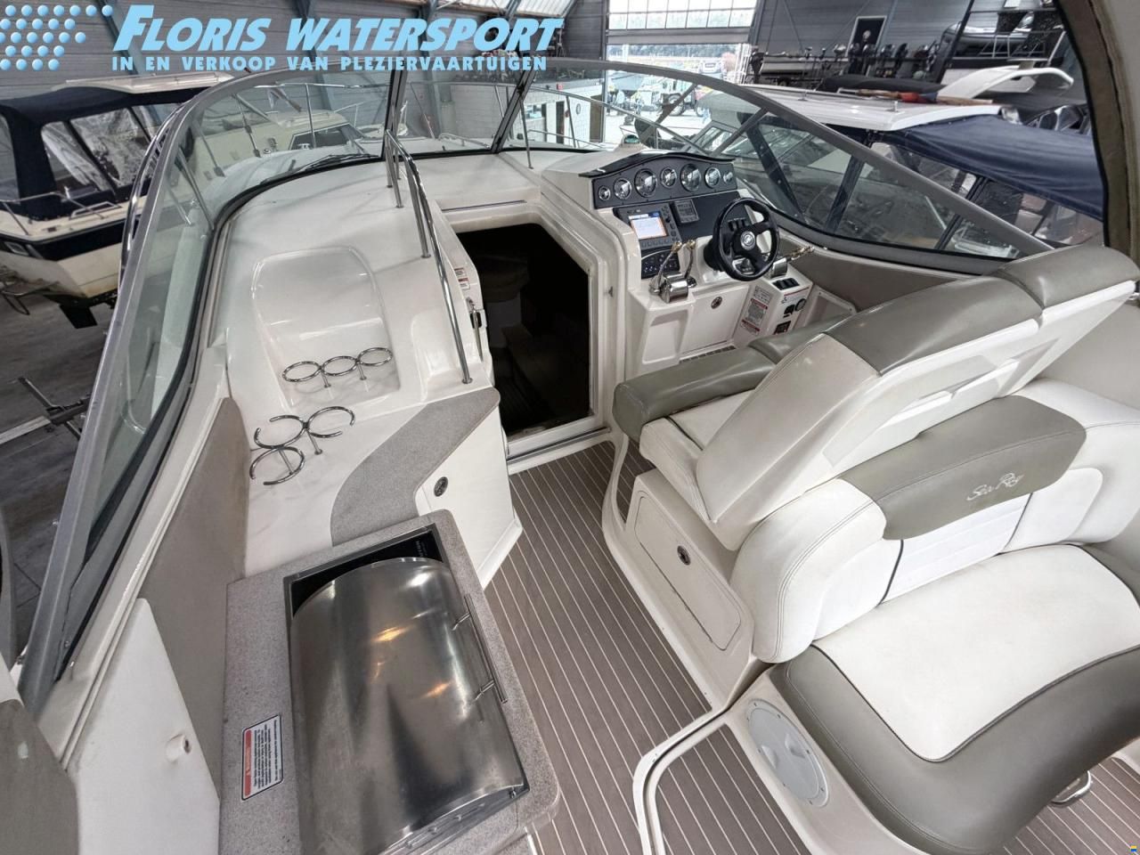 Sea Ray 335 Sundancer