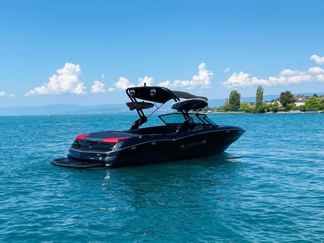 MasterCraft NXT23 | 2024 | Black x Red