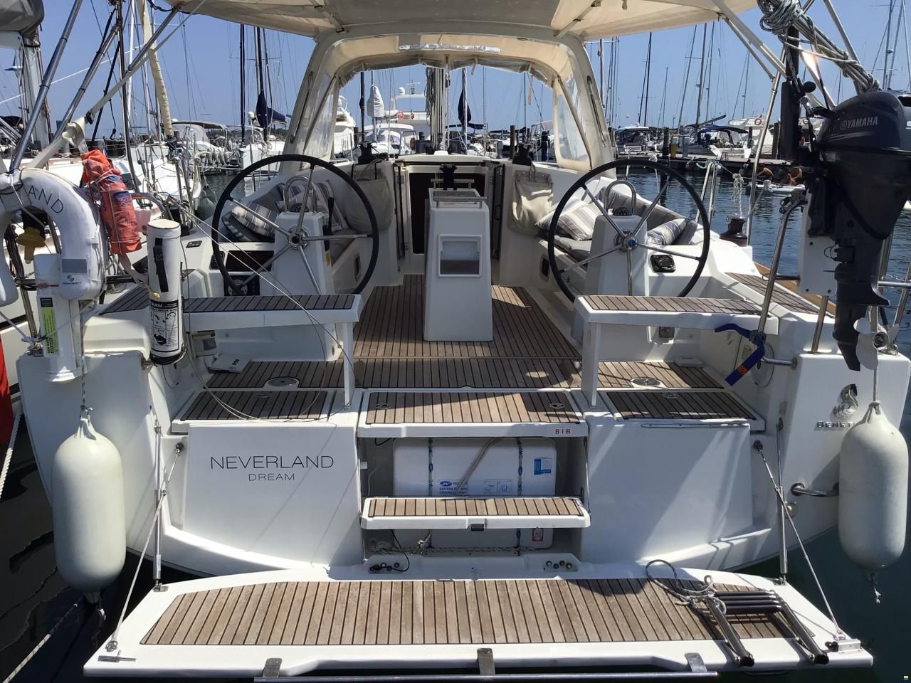 Beneteau Oceanis 38