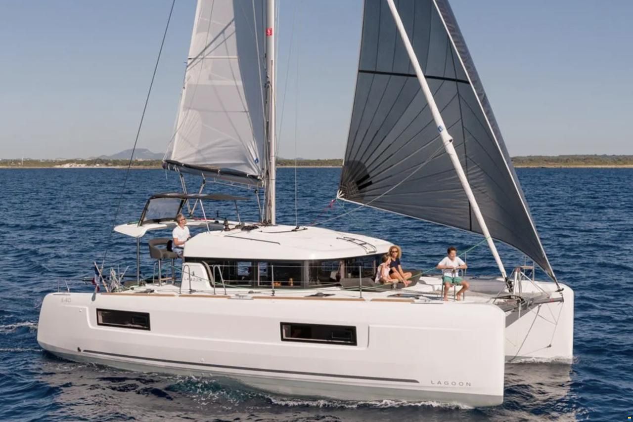 Lagoon 40