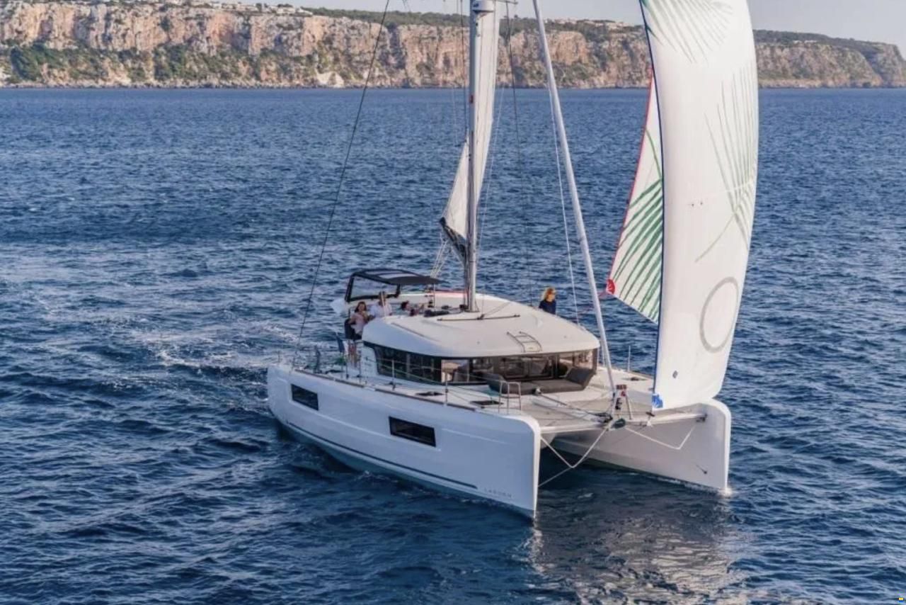 Lagoon 40
