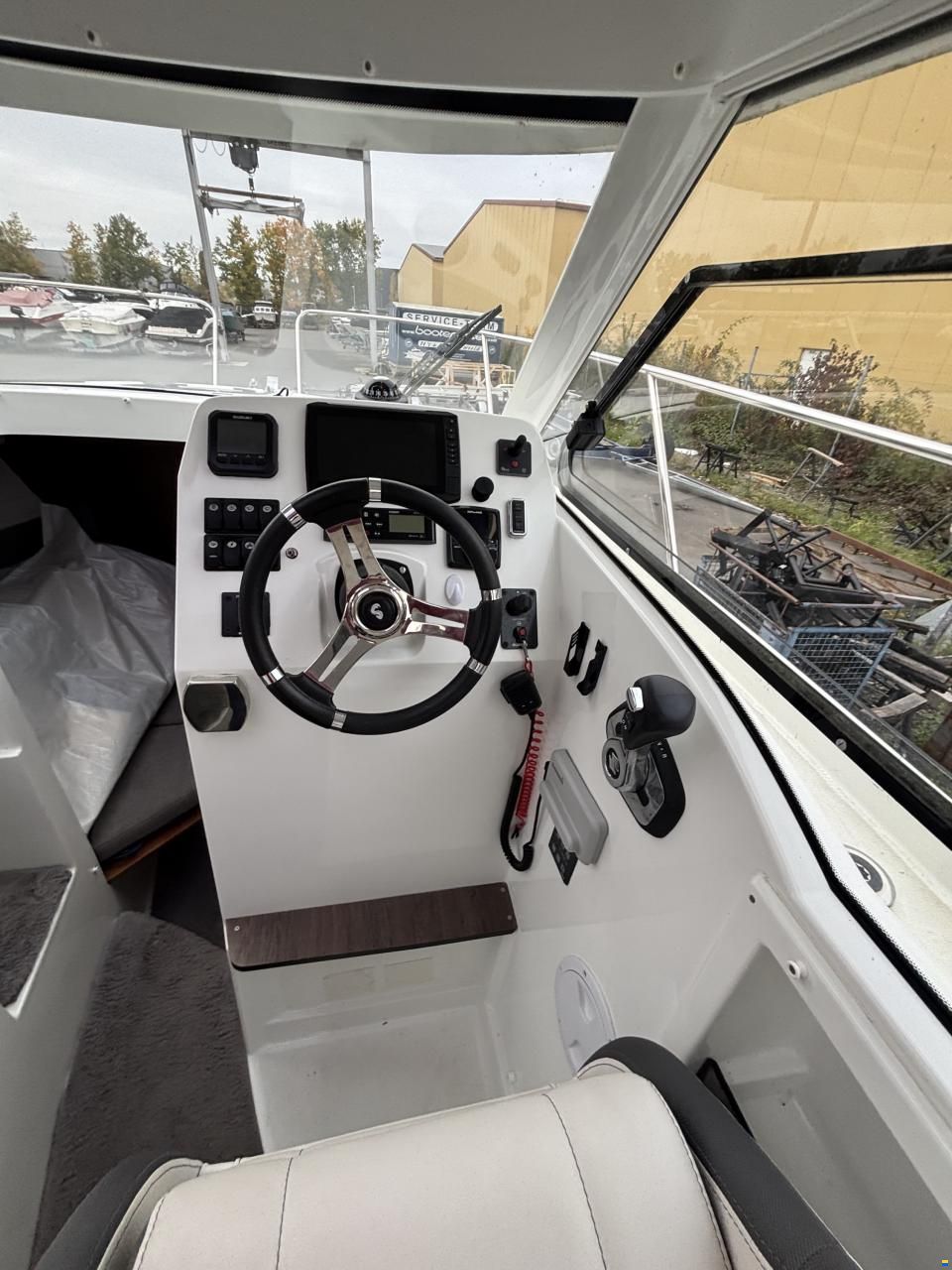 Beneteau Antares 8 OB