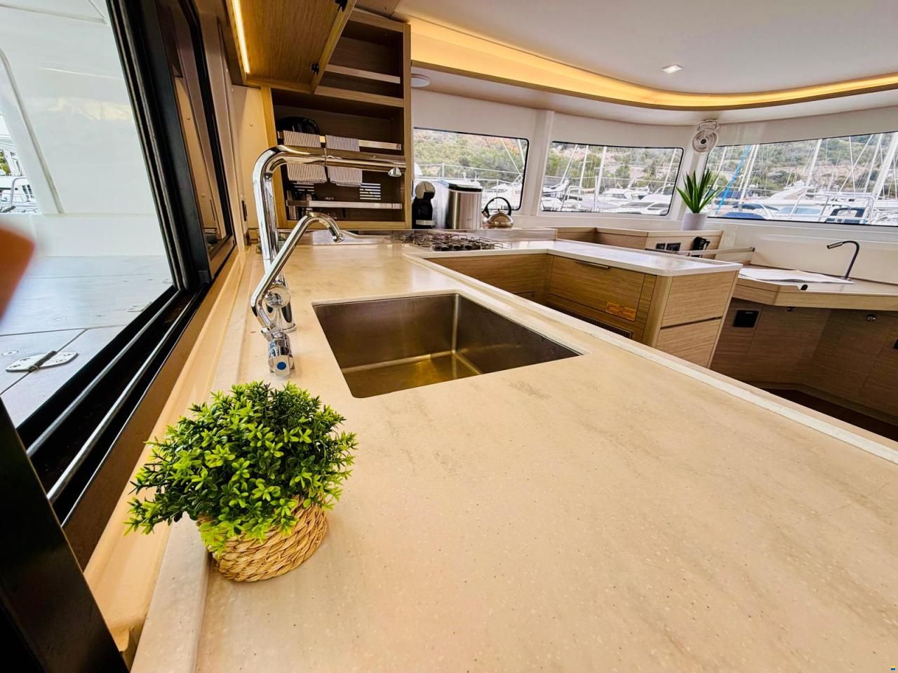 Lagoon 46