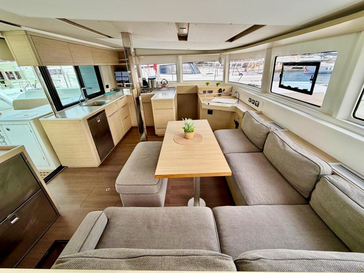Lagoon 46
