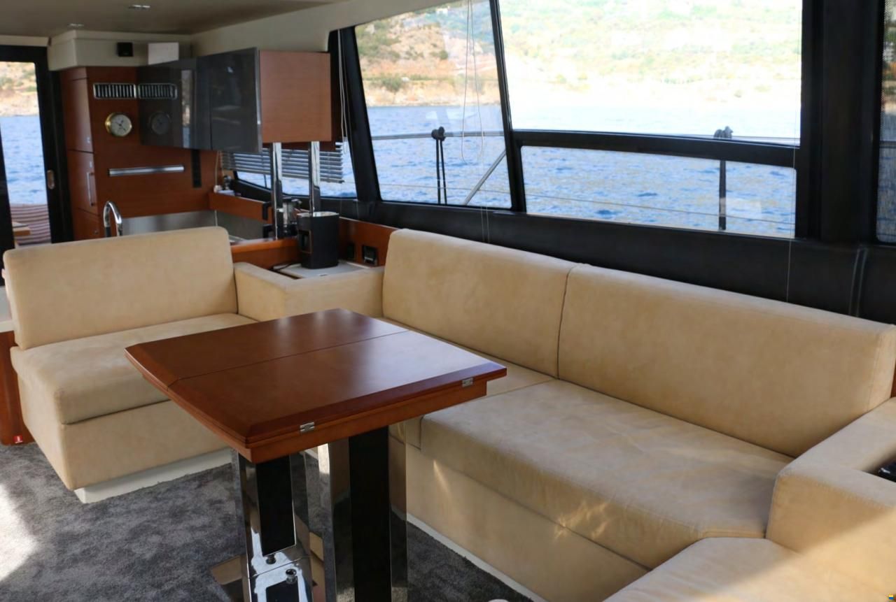 Prestige 550 FLY