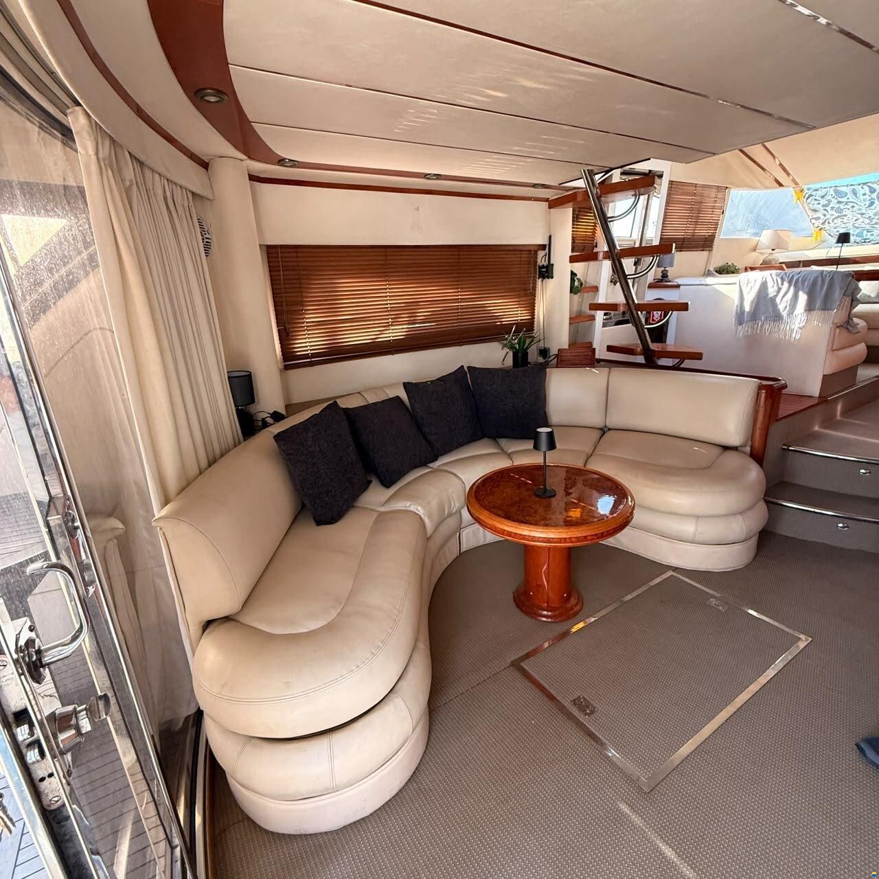 Fairline Squadron 55