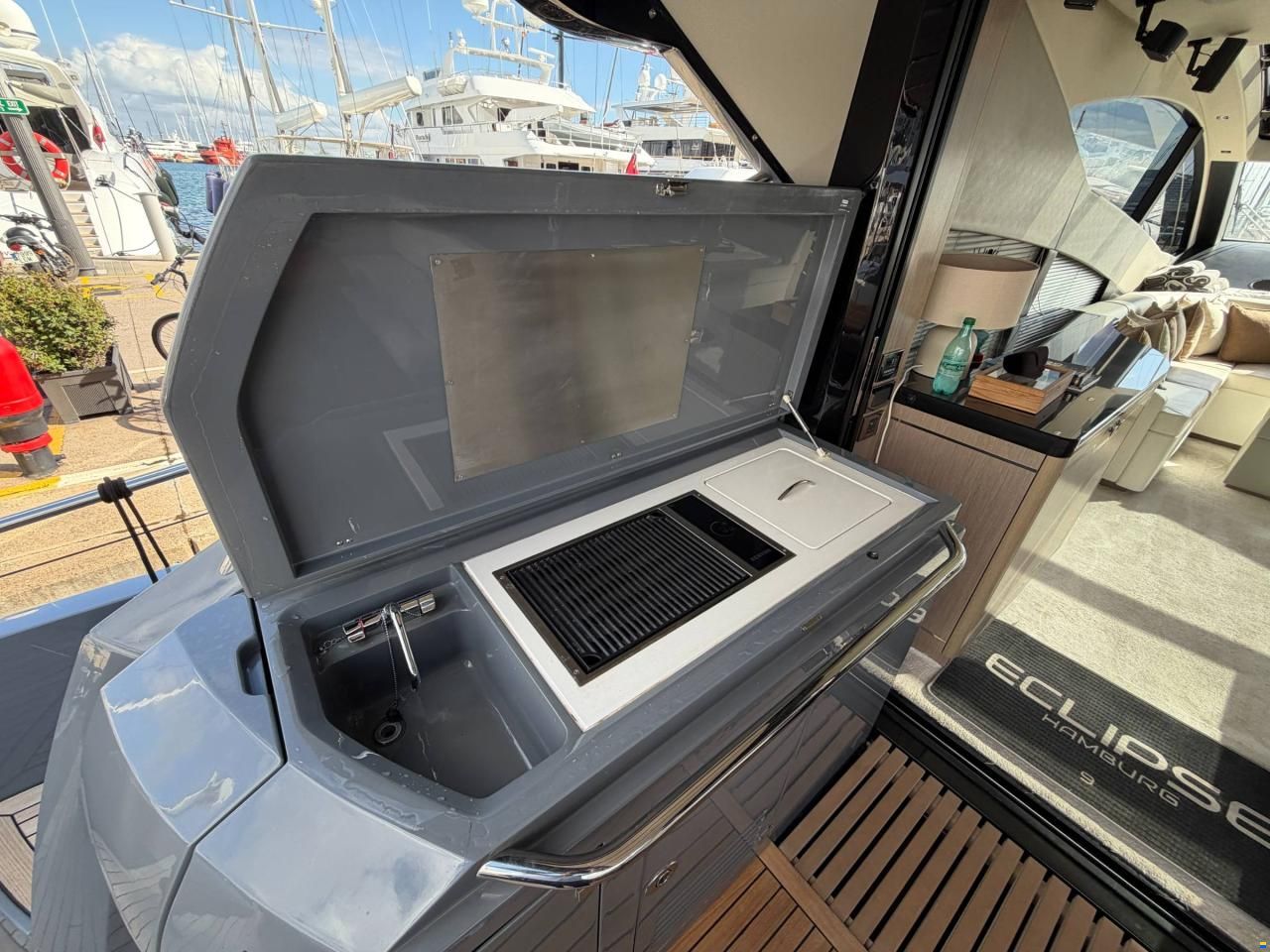 Sunseeker Predator 68