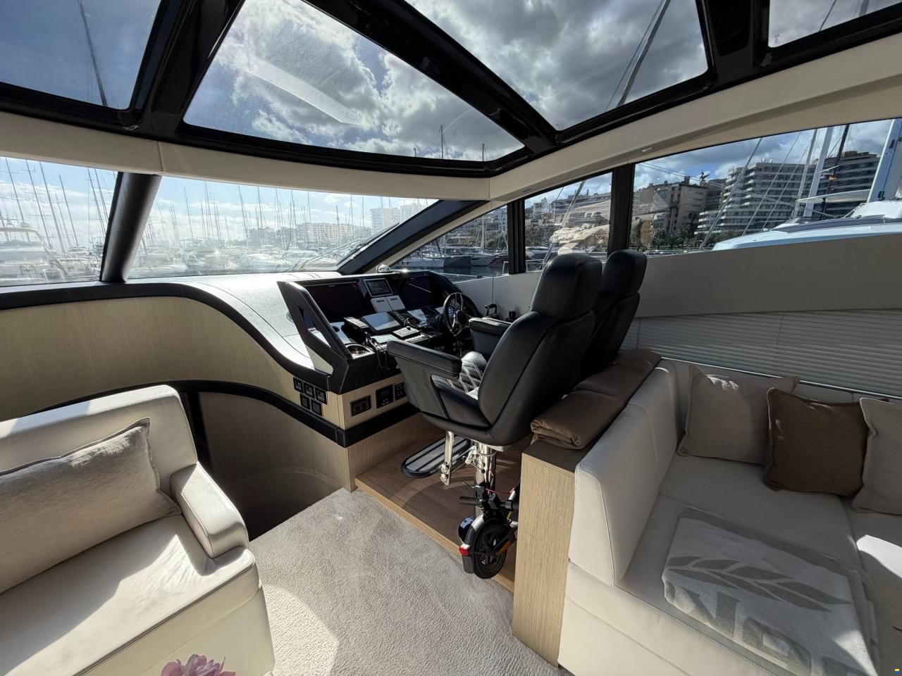 Sunseeker Predator 68