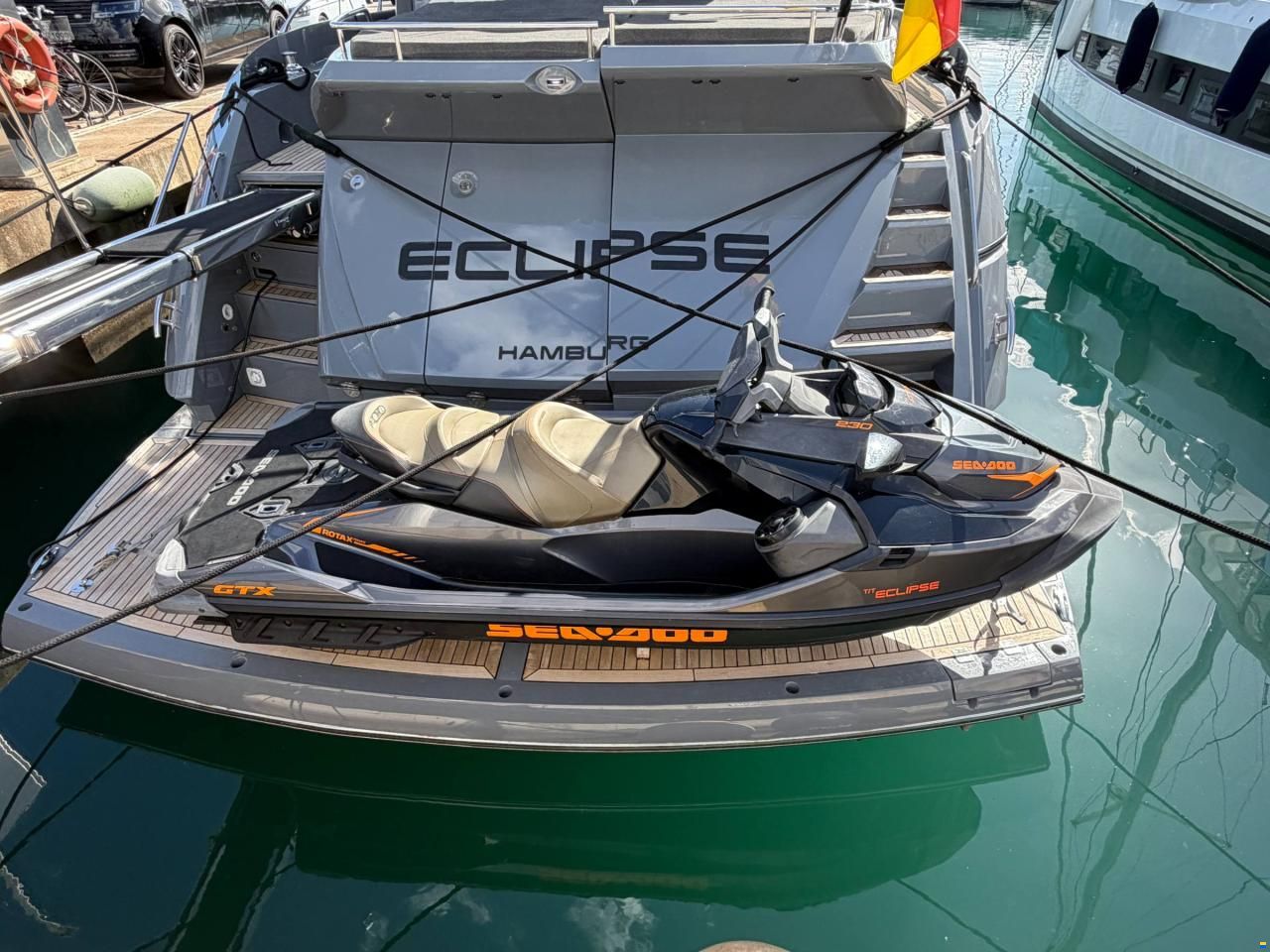 Sunseeker Predator 68