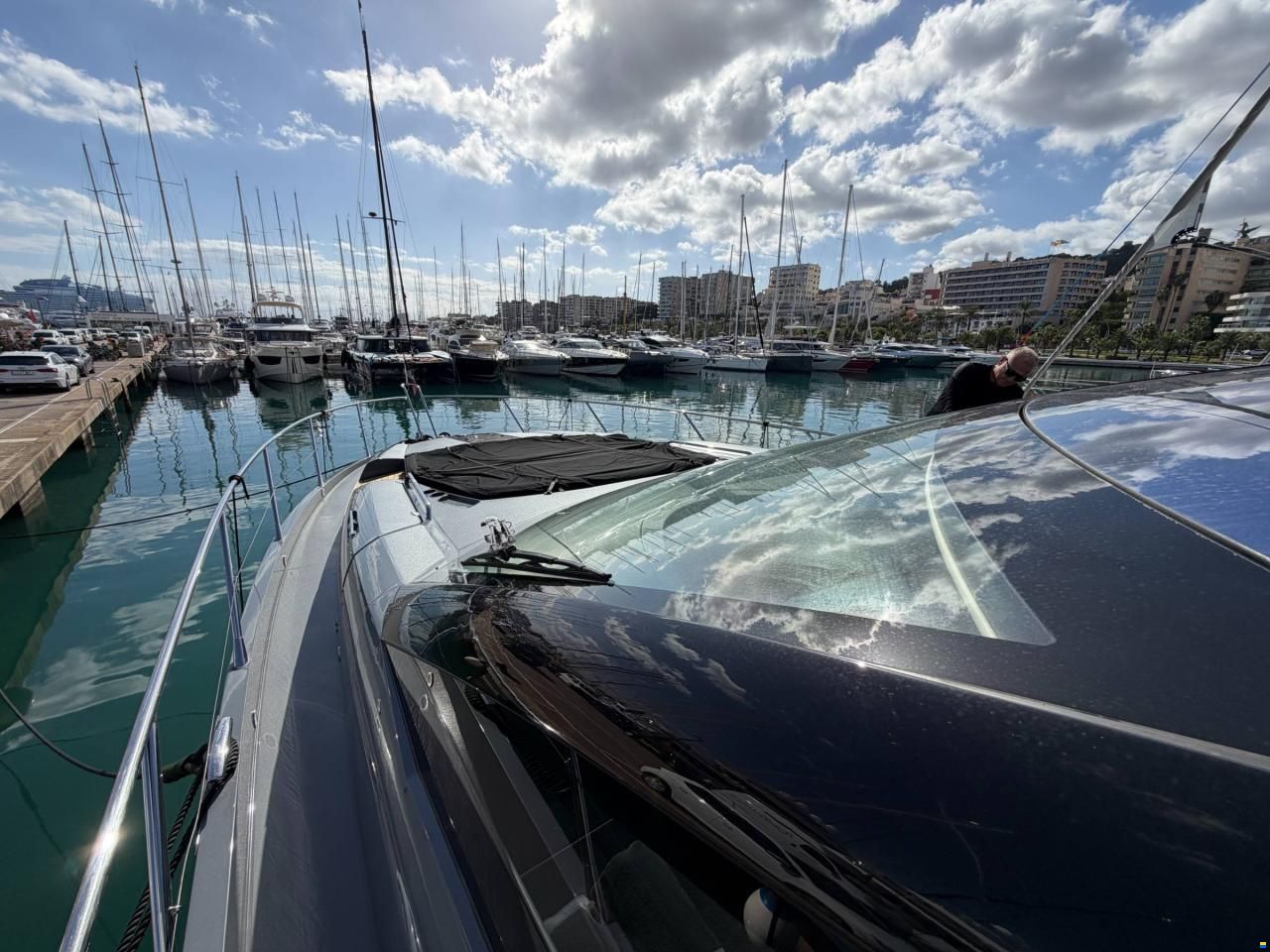 Sunseeker Predator 68