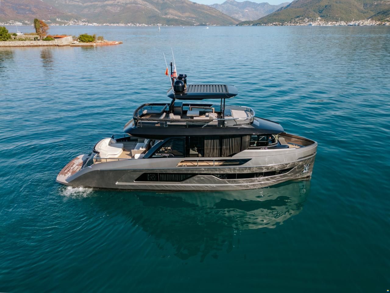 Explorer 62