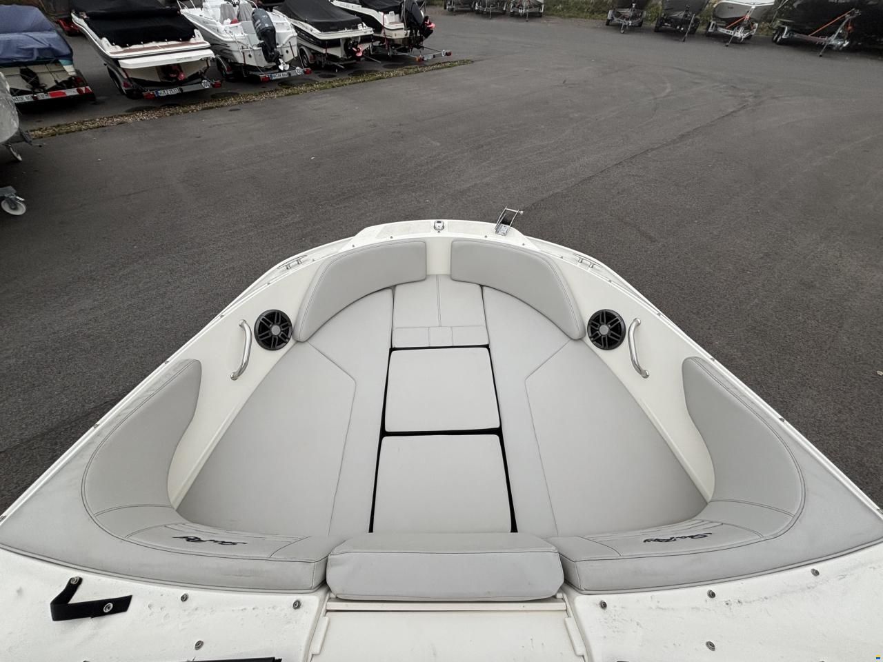 Sea Ray 210 SPXE