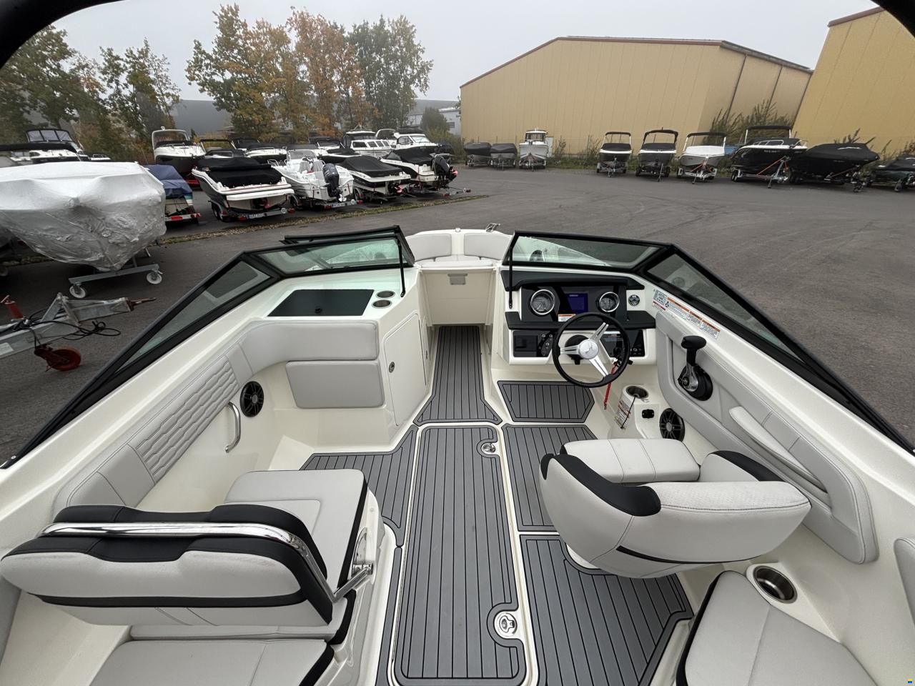 Sea Ray 210 SPXE
