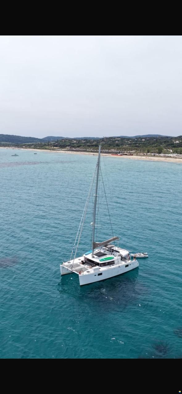 Lagoon 450 F