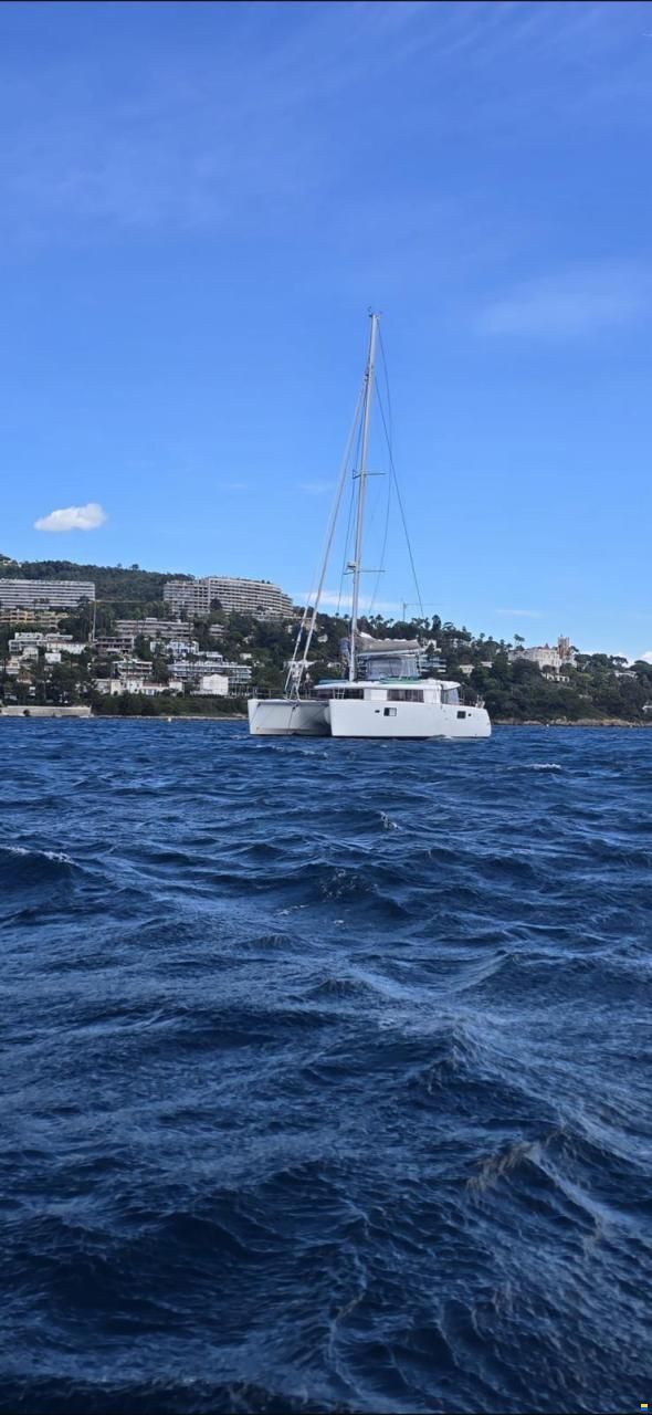 Lagoon 450 F