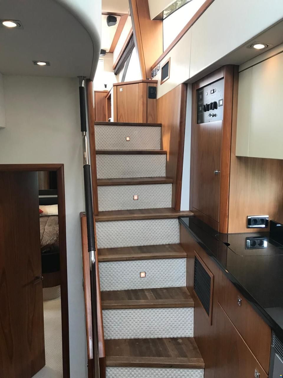 Sunseeker Manhattan 60