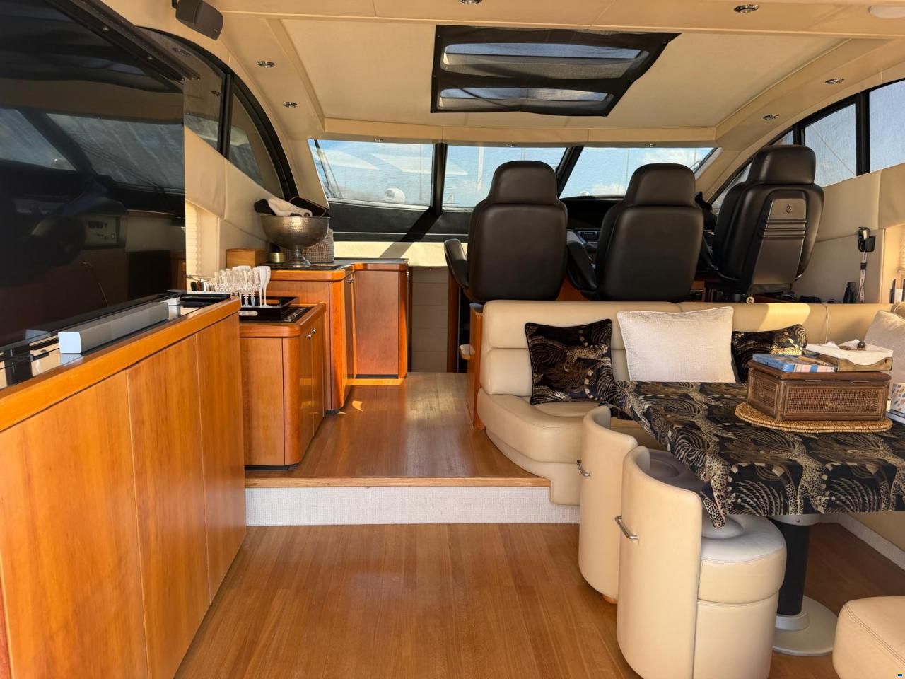 Sunseeker Predator 62
