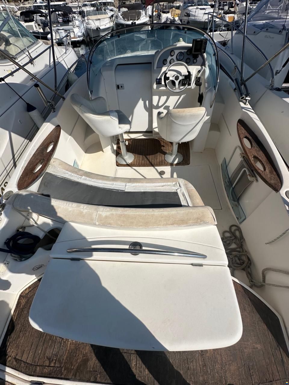 Rio 750 Day Cruiser