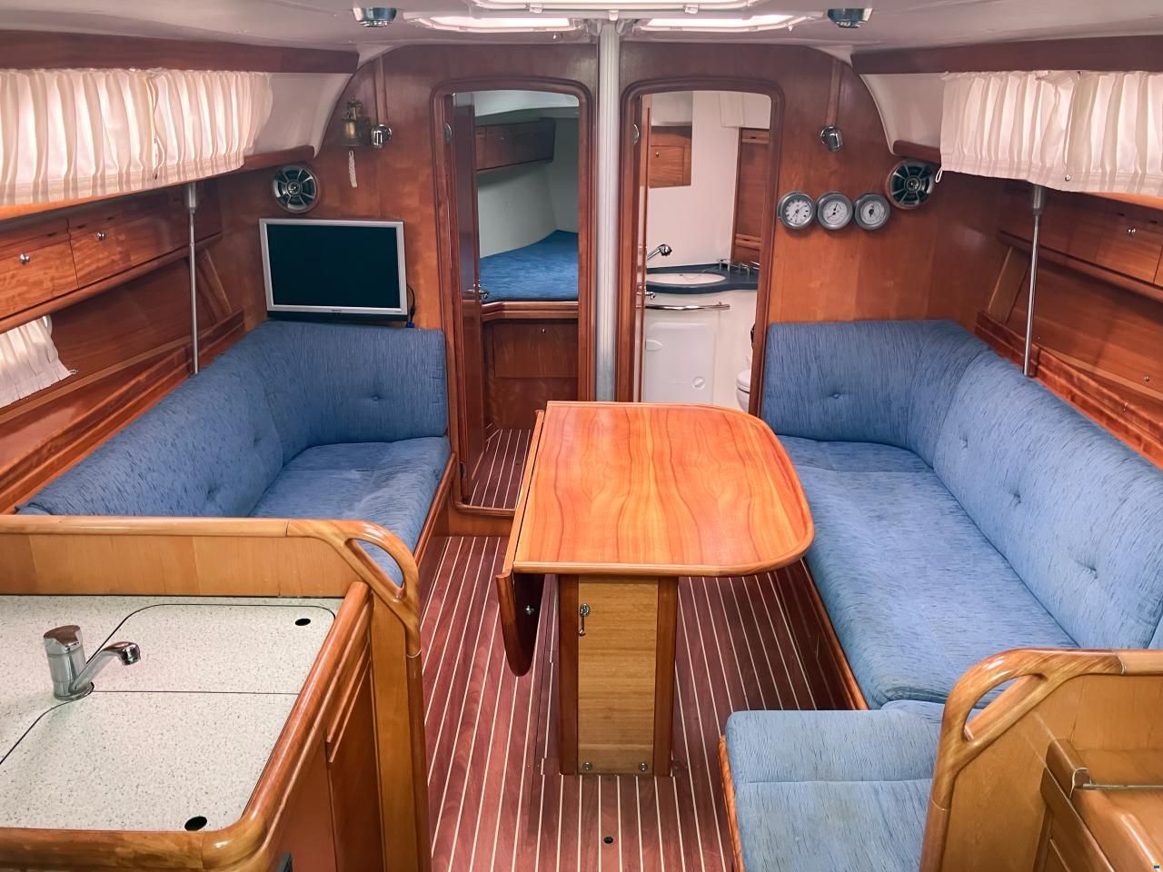 Bavaria 38 Cruiser