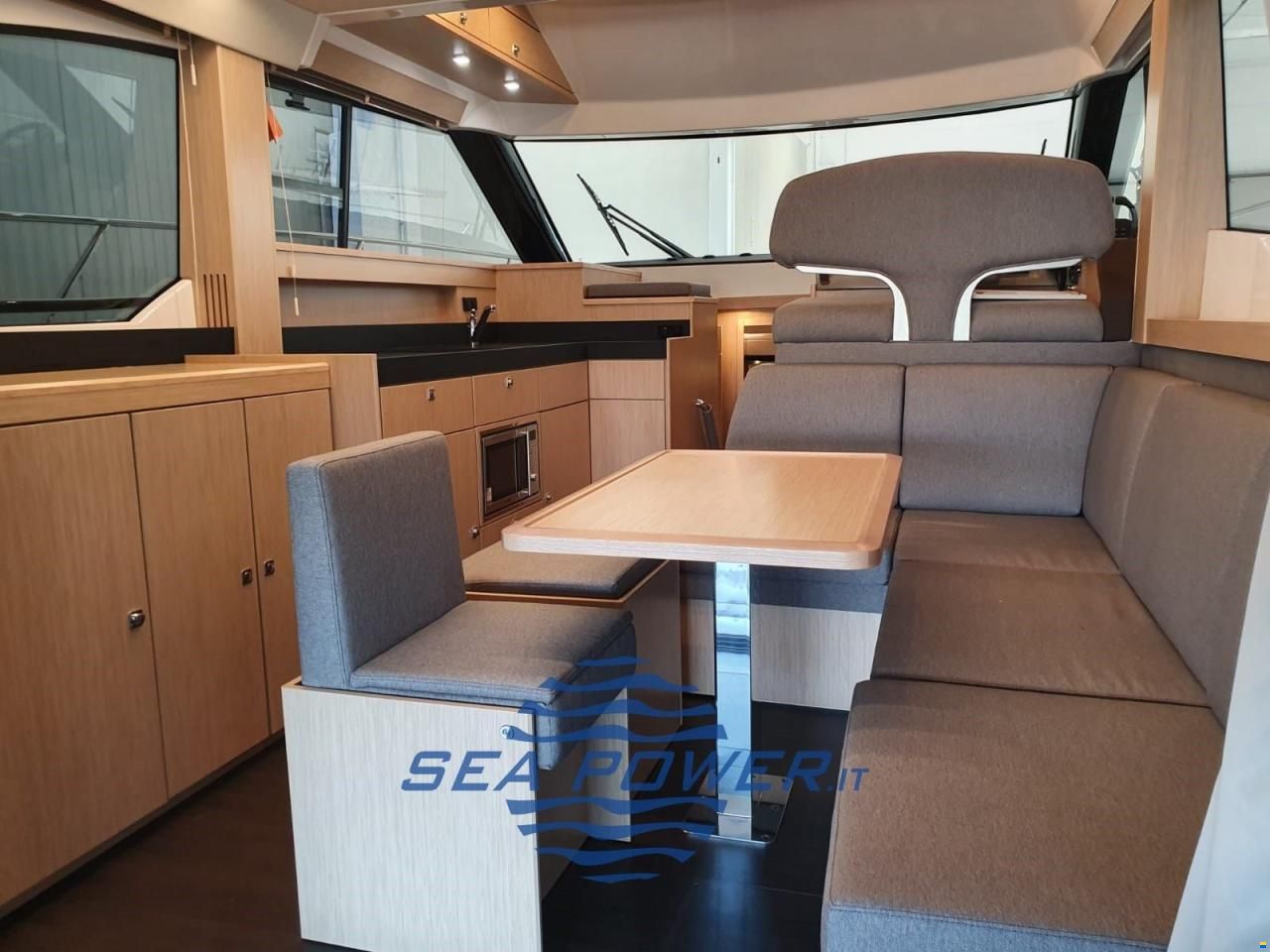 Bavaria Virtess 420 Fly