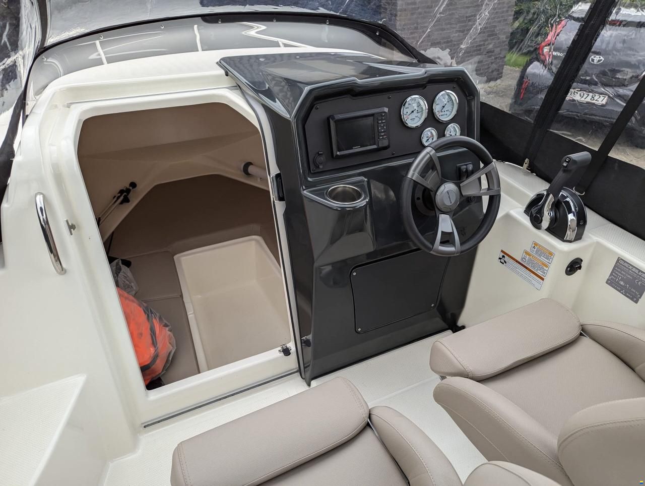 Quicksilver Activ 505 Cabin