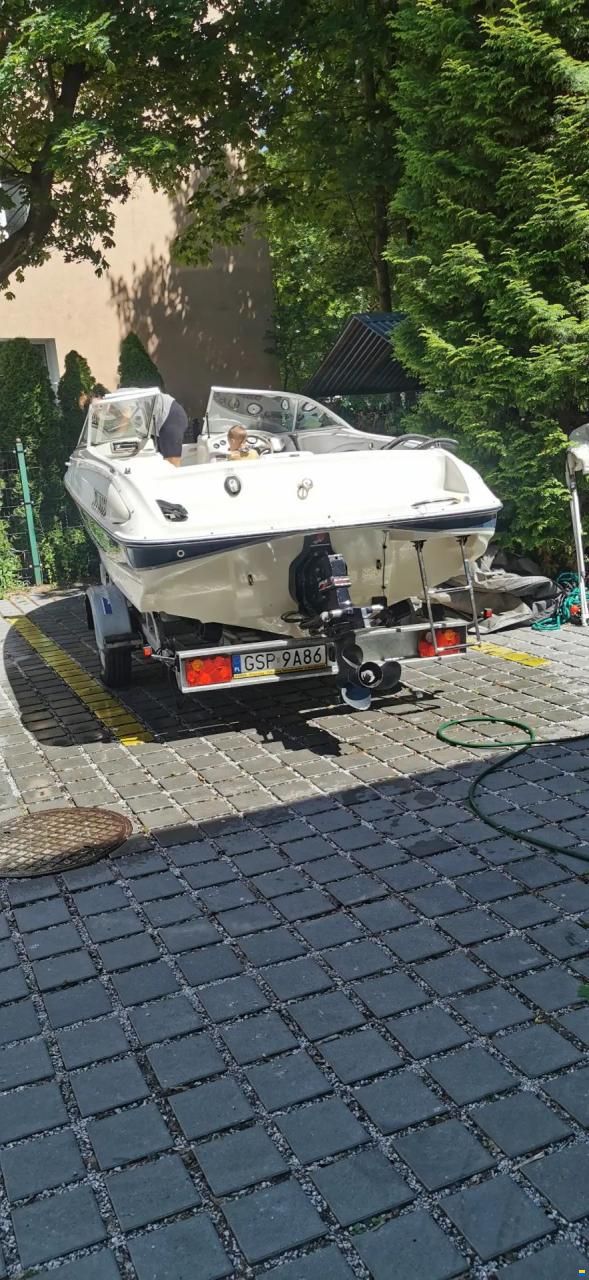 Bayliner Capri 175