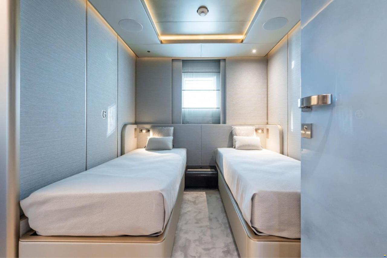Admiral Yachts S-Force 55