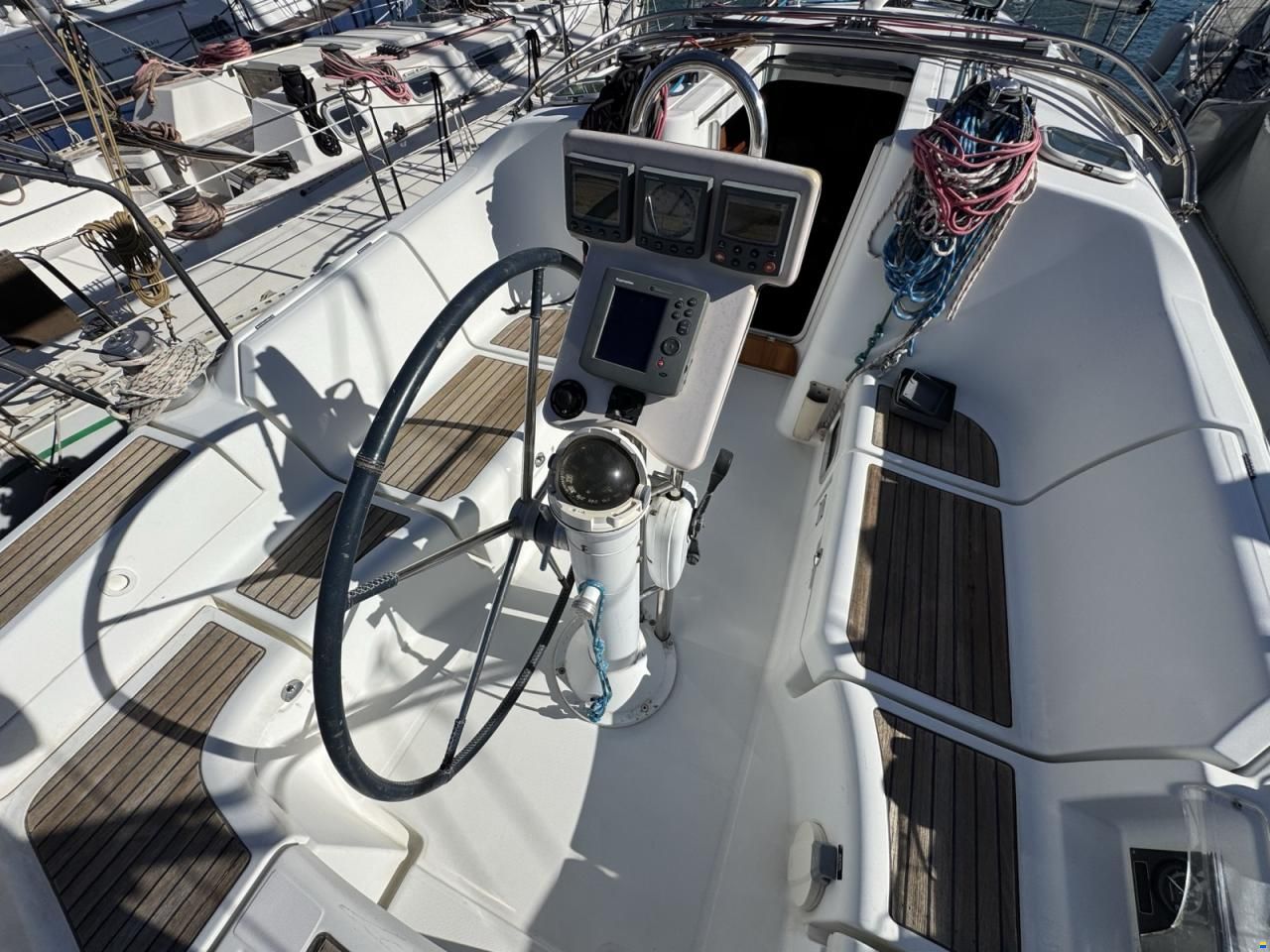 Beneteau Oceanis 373