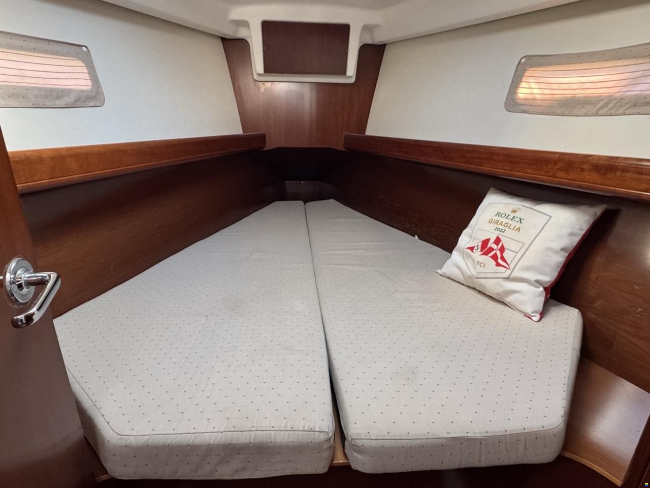 Beneteau Oceanis 373