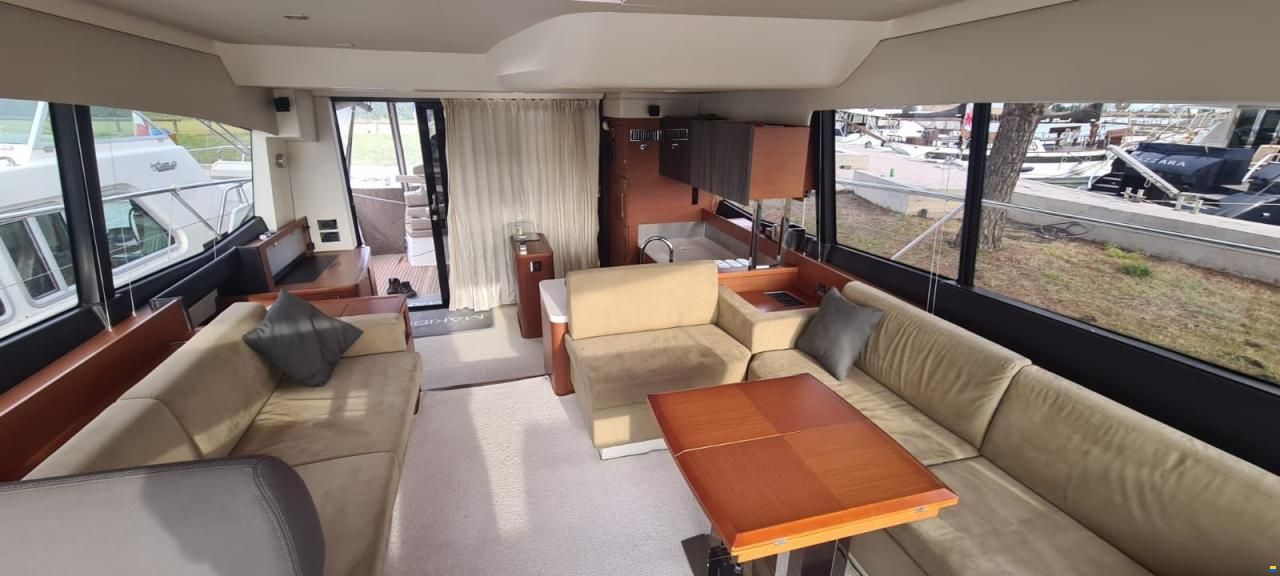 Prestige 550