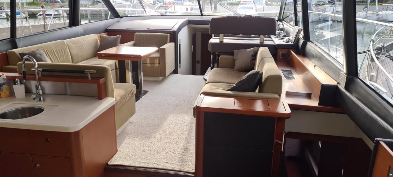 Prestige 550
