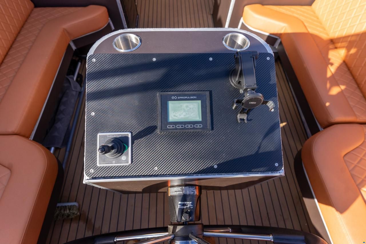 Aluship E-sloep 700