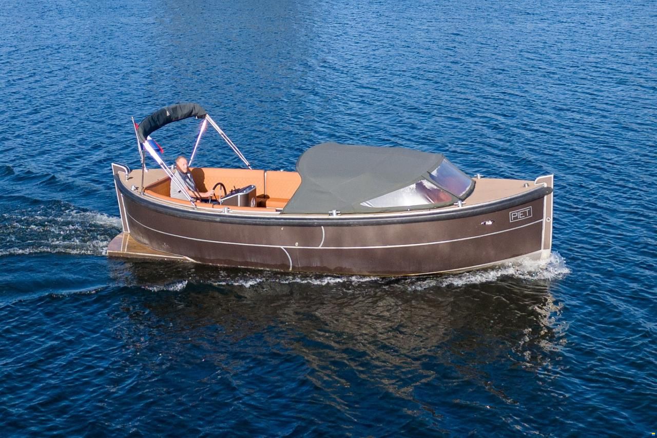Aluship E-sloep 700