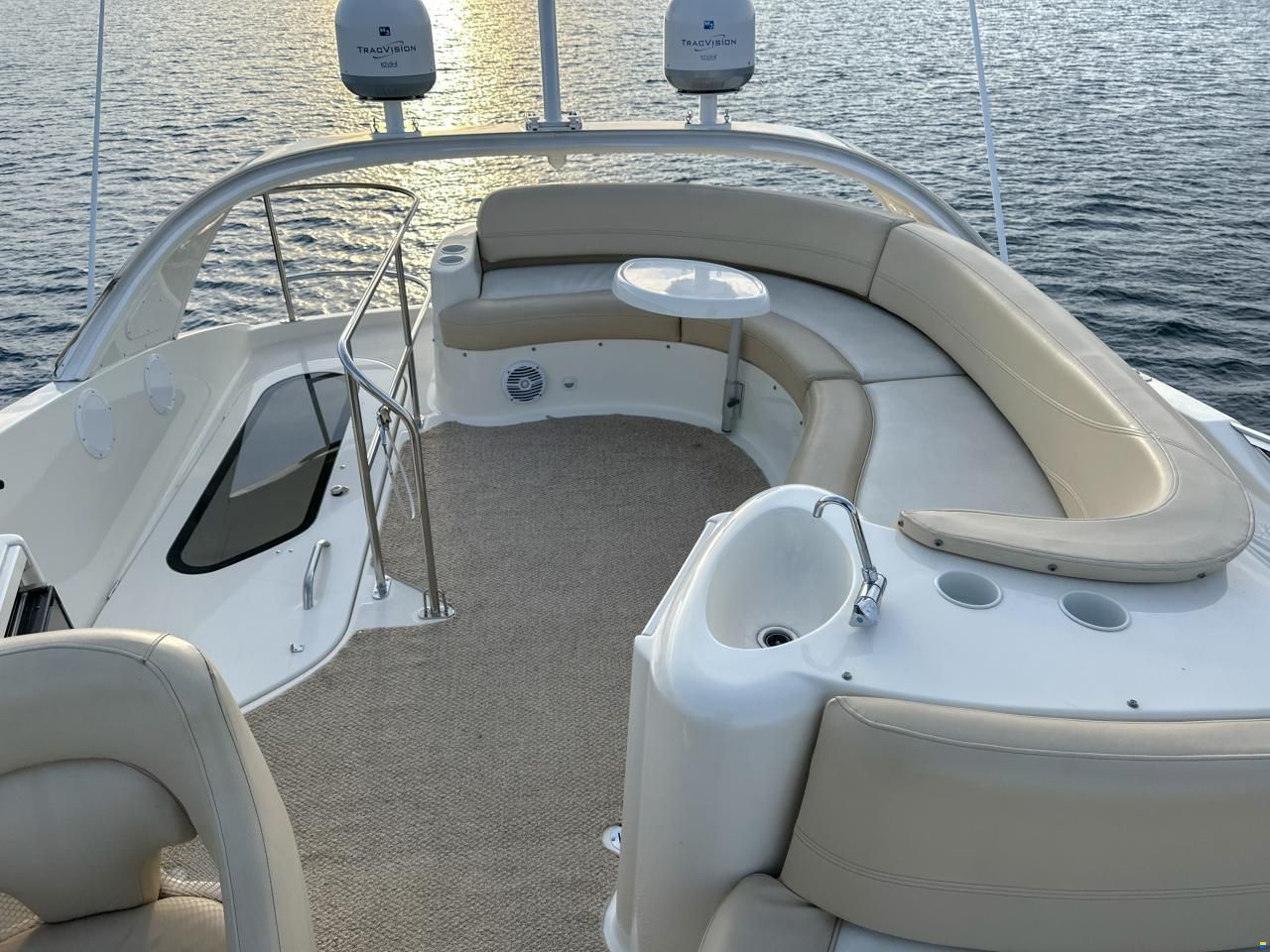 Meridian Yachts 391 Sedan