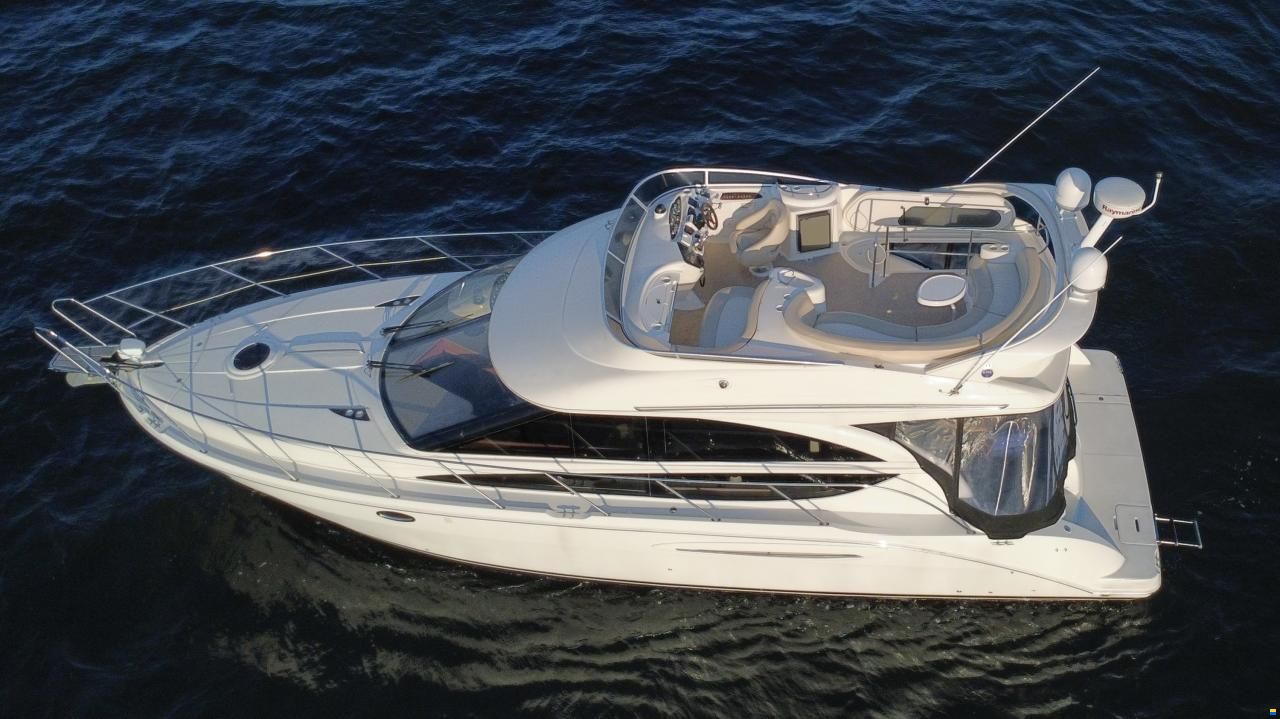 Meridian Yachts 391 Sedan