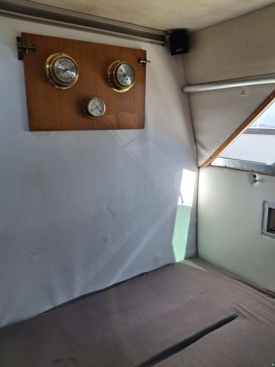 Sterling Sabre 29