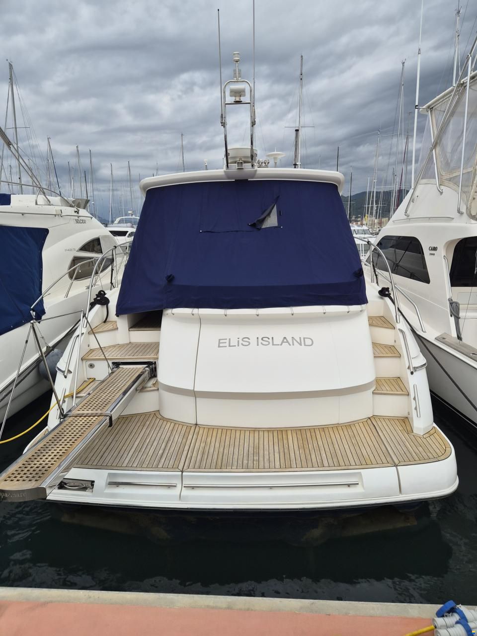 Princess V53