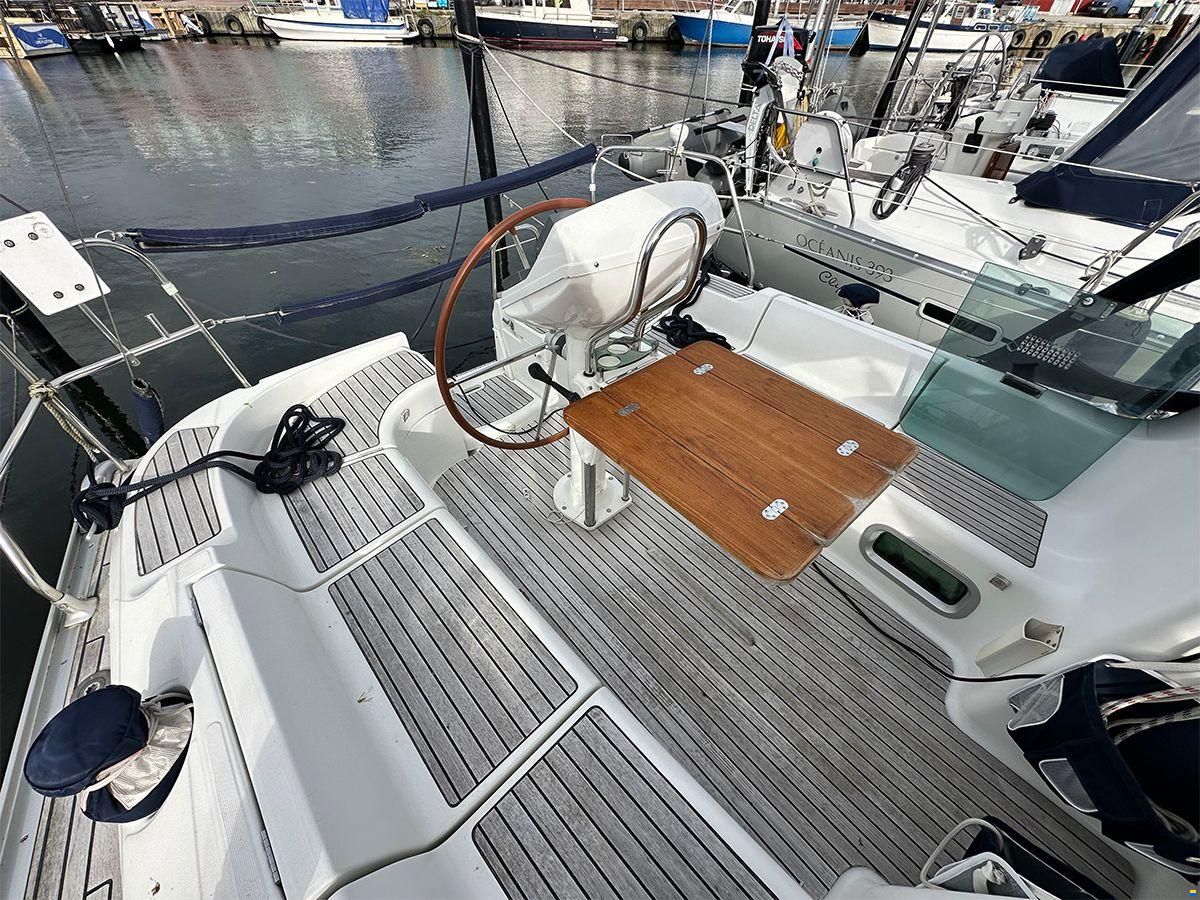 Jeanneau Sun Odyssey 37 Legende