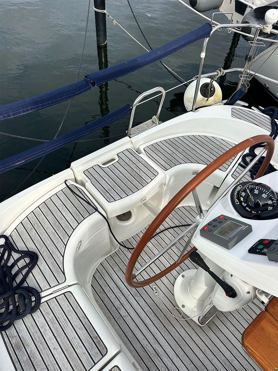 Jeanneau Sun Odyssey 37 Legende