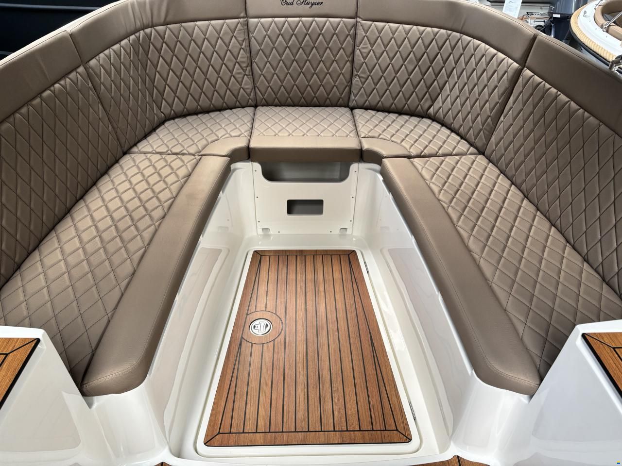Oud Huijzer 650 Tender
