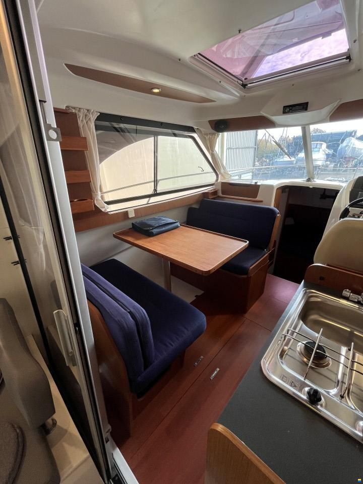 Beneteau Antares 8 Seamotion