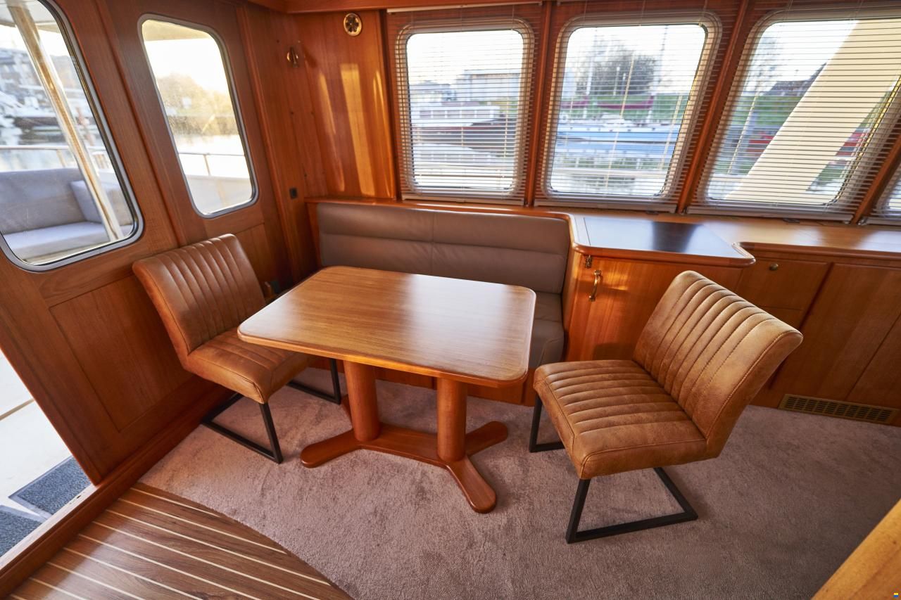 Alm Almtrawler 1600AD