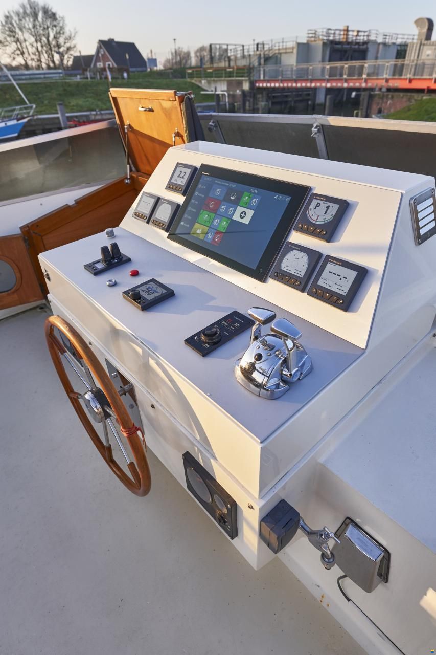 Alm Almtrawler 1600AD