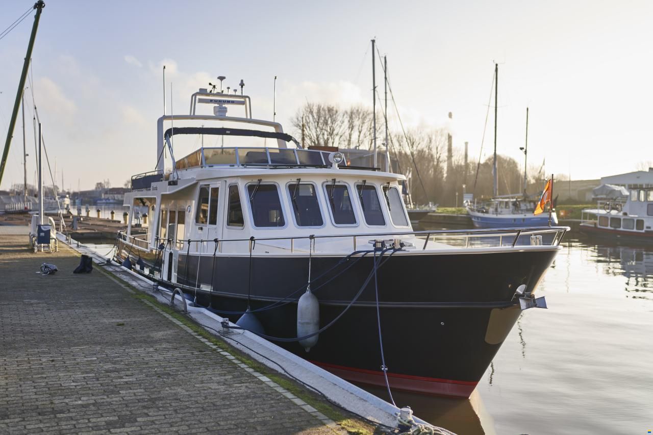 Alm Almtrawler 1600AD