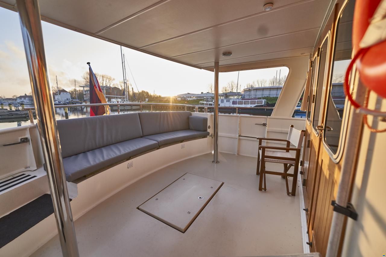 Alm Almtrawler 1600AD