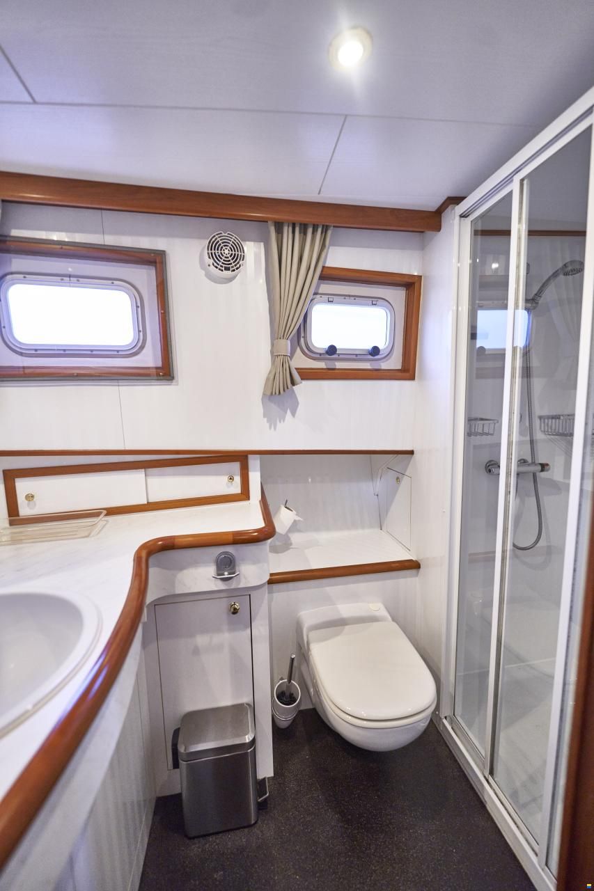 Alm Almtrawler 1600AD