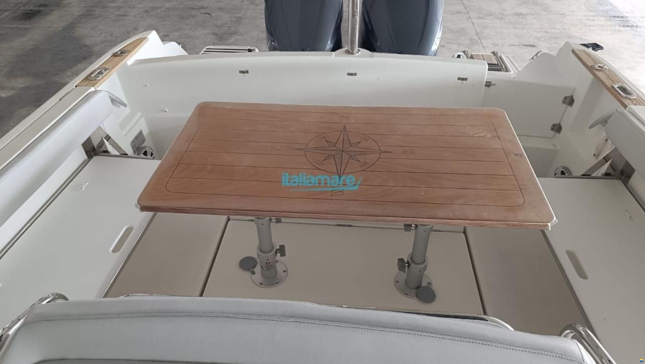 Jeanneau Cap Camarat 8.5 CC