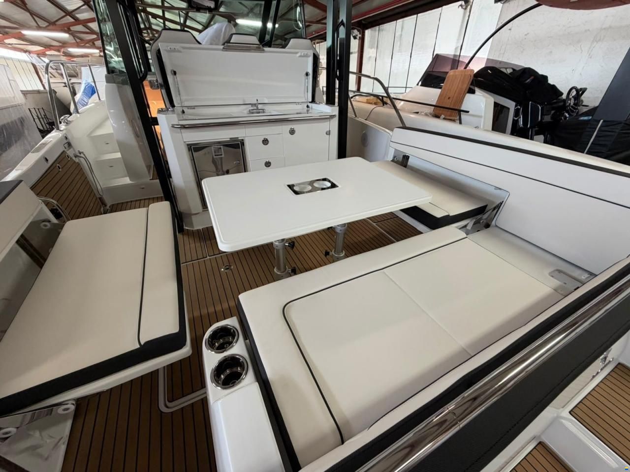 Jeanneau Cap Camarat 10.5 WA serie 2
