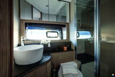 Azimut Atlantis 45